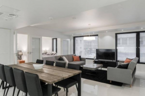 Sleek and Spacious 3 BR Apartment in City Centre Helsinki